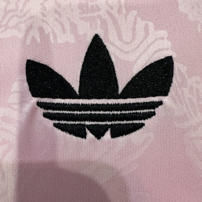 Jersey Juventus 2026-27 Visitante rosa, foto 5 de 8