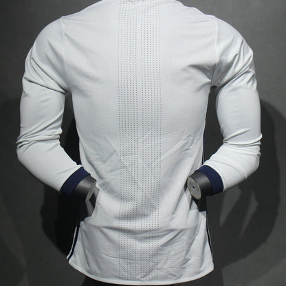 Jersey Real Madrid 2016-17 Local blanco, foto 2 de 6