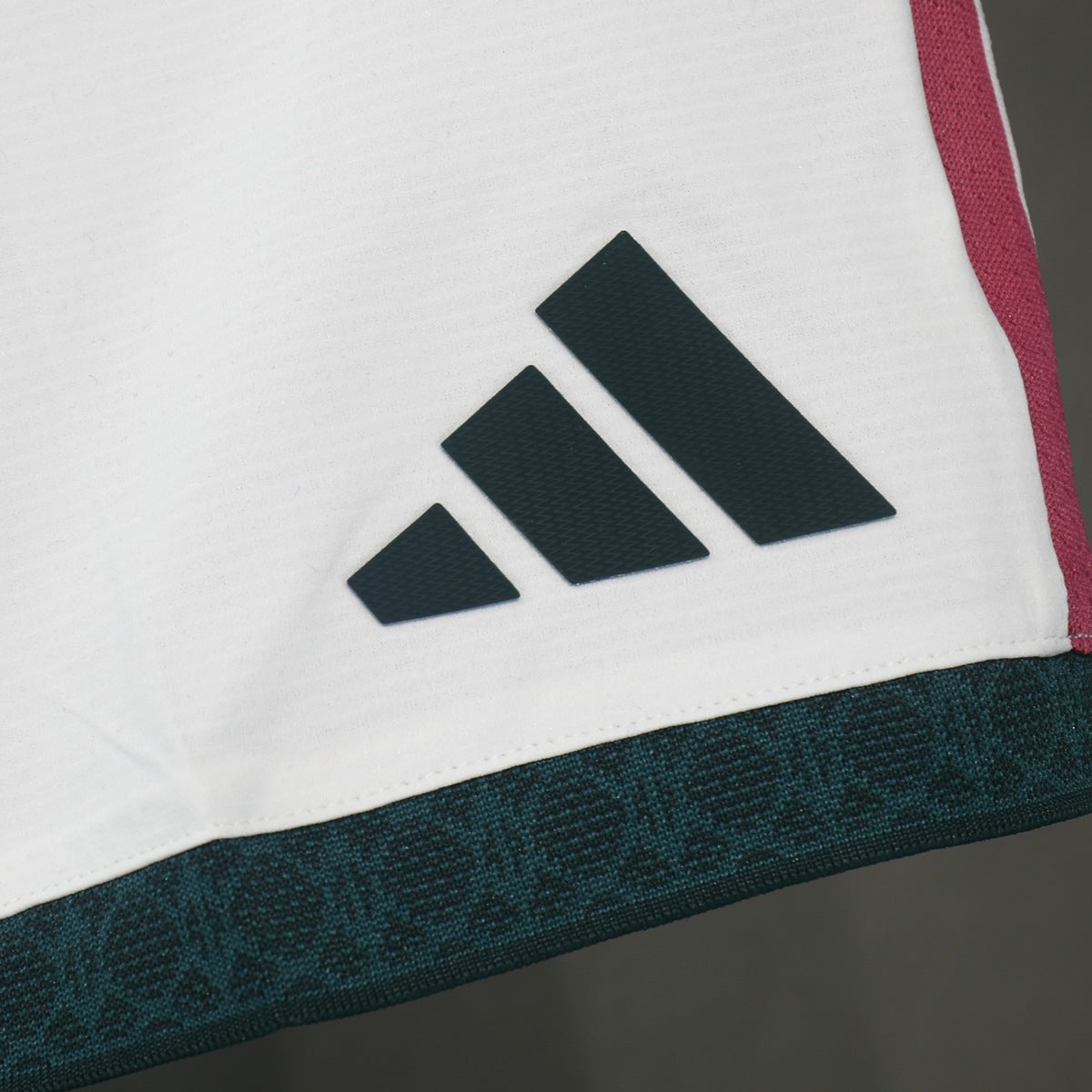 Short Real Madrid adidas 2026 Local blanco, foto 5 de 7