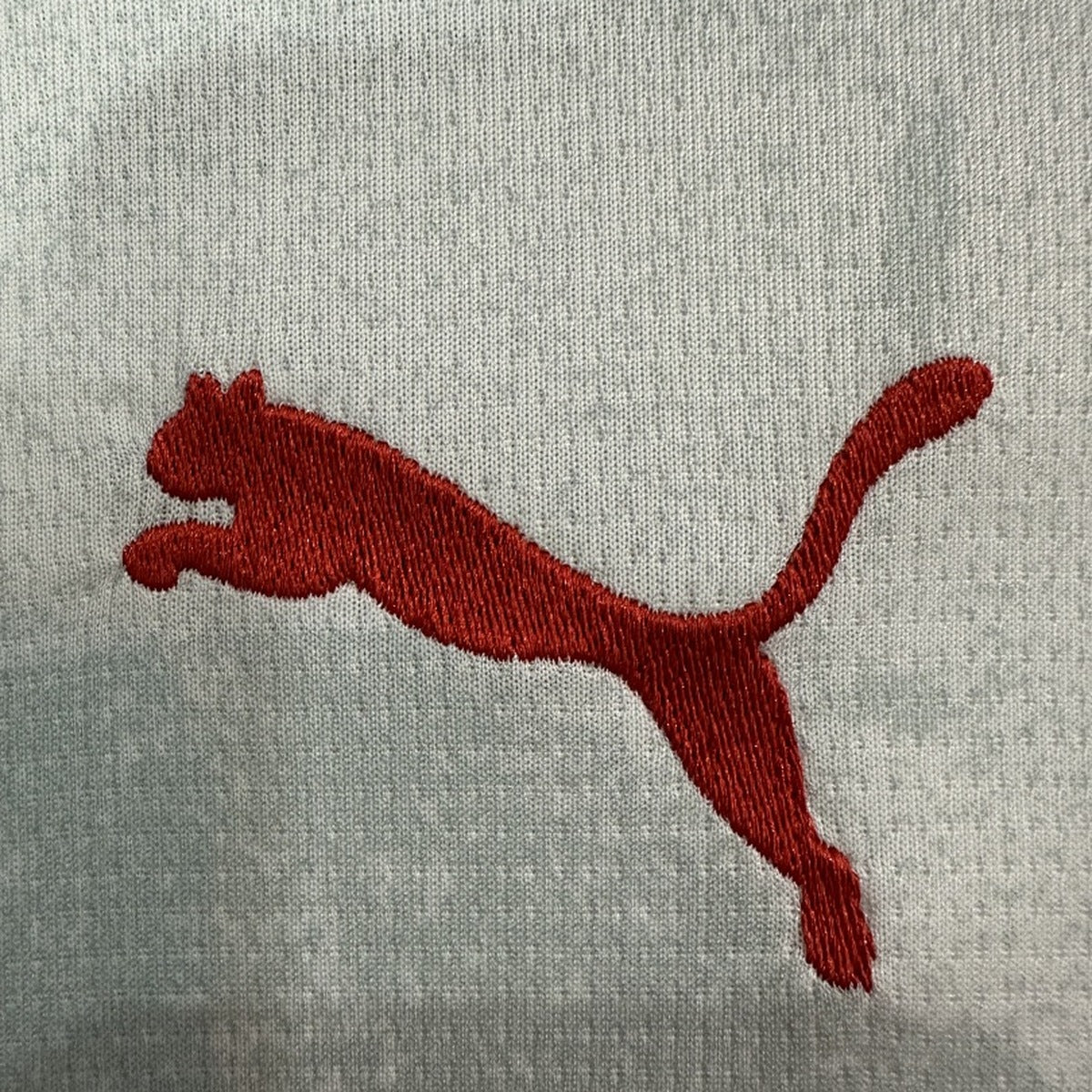Jersey Red Bull Salzburg 2025-26 Local blanco, foto 5 de 8