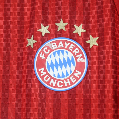 Jersey Bayern Múnich 2026-27 Local rojo, foto 5 de 6