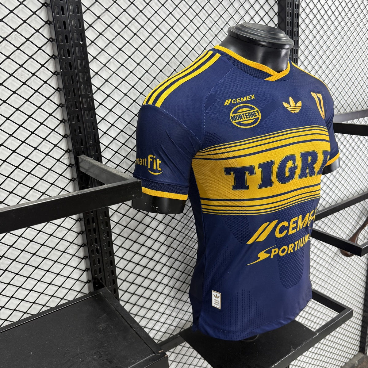 Jersey Tigres UANL 2026-27 Visitante azul marino, foto 6 de 9
