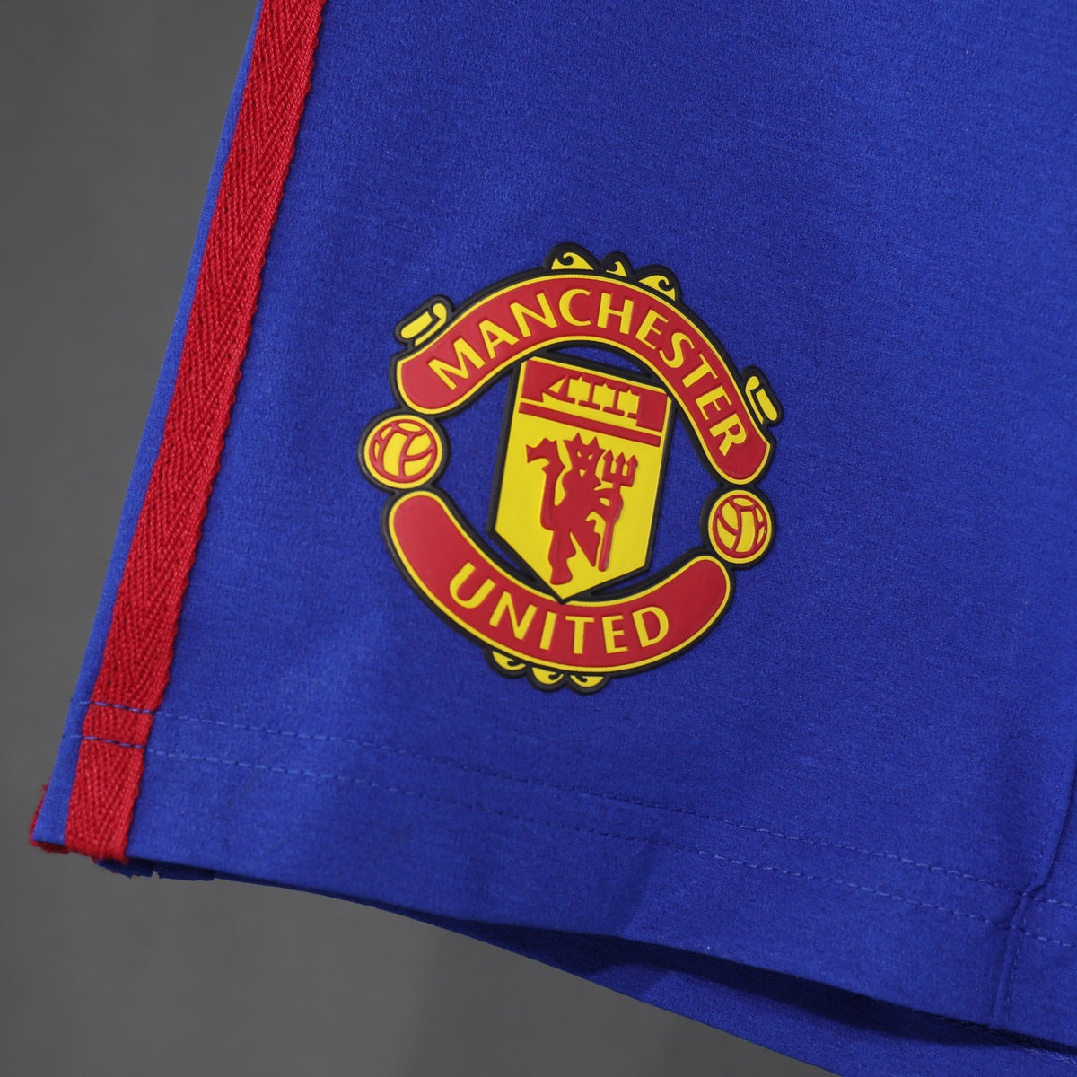 Short Manchester United adidas 2026 Visitante azul, foto 6 de 6