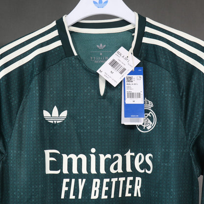 Jersey Real Madrid 2026-27 Visitante verde, foto 4 de 4