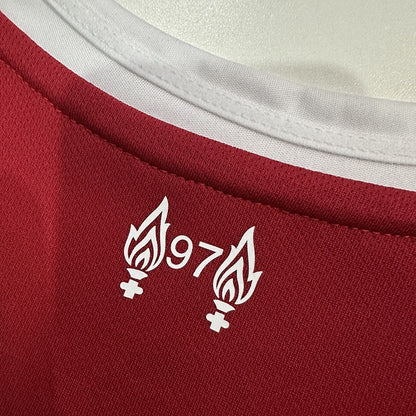 Jersey Liverpool 2025-26 Local rojo, foto 6 de 7