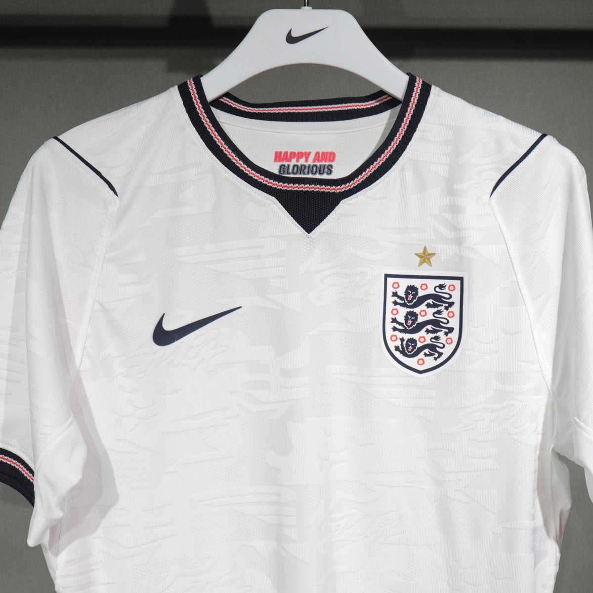 Jersey Inglaterra 2026 Local blanco, foto 7 de 7