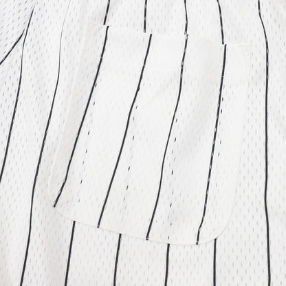 Short UNDEFEATED Blanco, foto 4 de 9