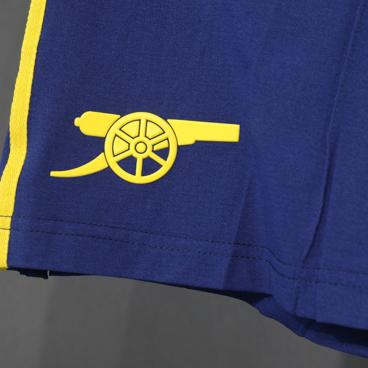Short Arsenal adidas 2026 Visitante azul, foto 6 de 7