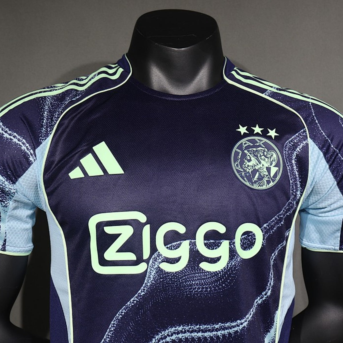 Jersey Ajax 2025-26 Visitante azul marino, foto 7 de 7