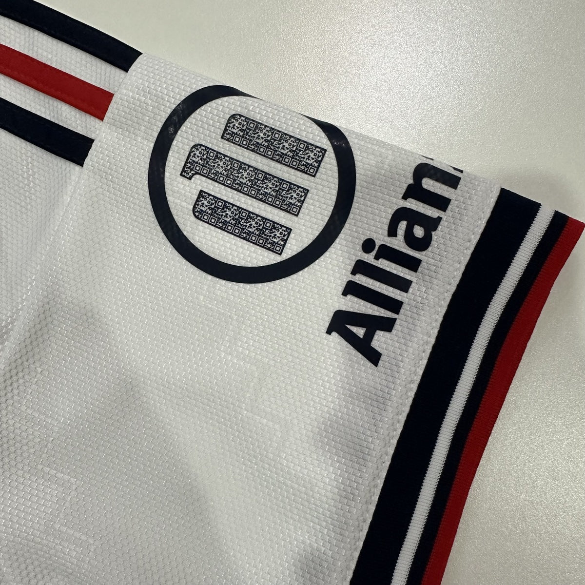 Jersey Bayern Múnich 2026-27 Visitante blanco, foto 6 de 8