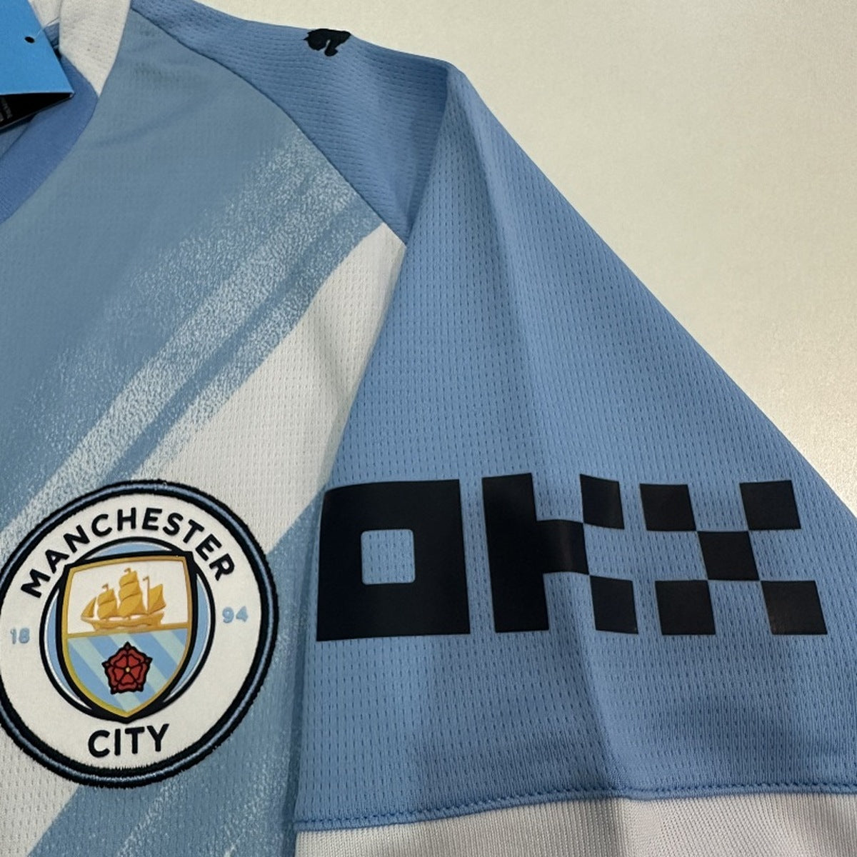 Jersey Manchester City 2025-26 Local azul, foto 6 de 8