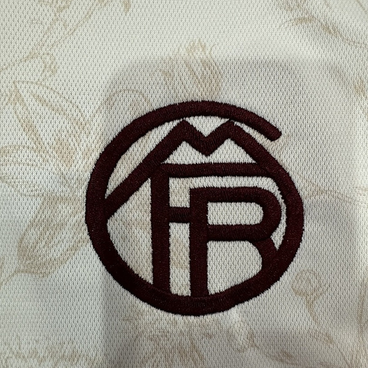 Jersey Bayern Múnich 2023-24 Tercero blanco, foto 6 de 8