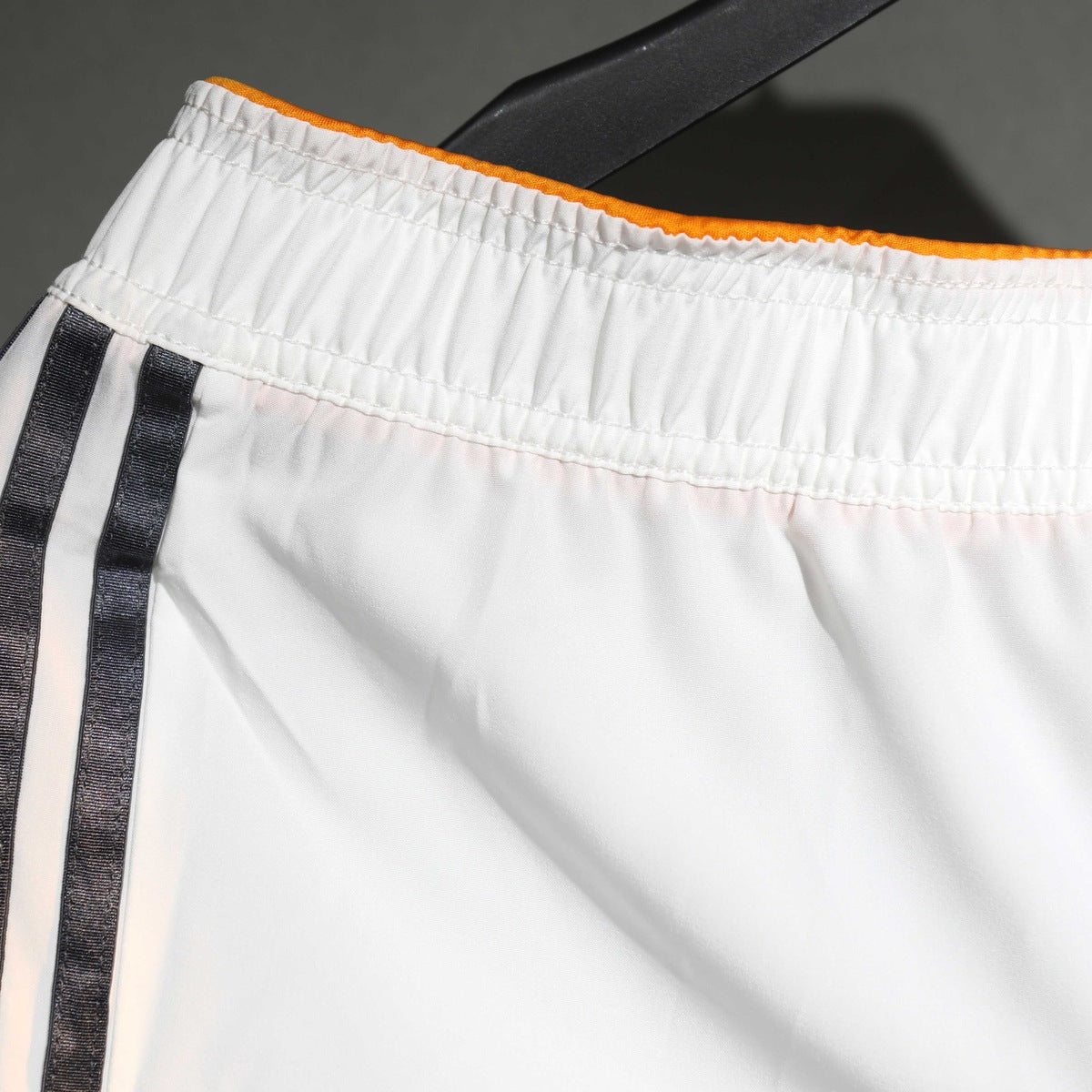 Short Real Madrid adidas 2013/14 Local blanco, foto 4 de 5