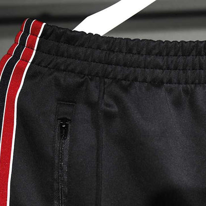 Conjunto Manchester United adidas Clásico Retro Negro, foto 5 de 15