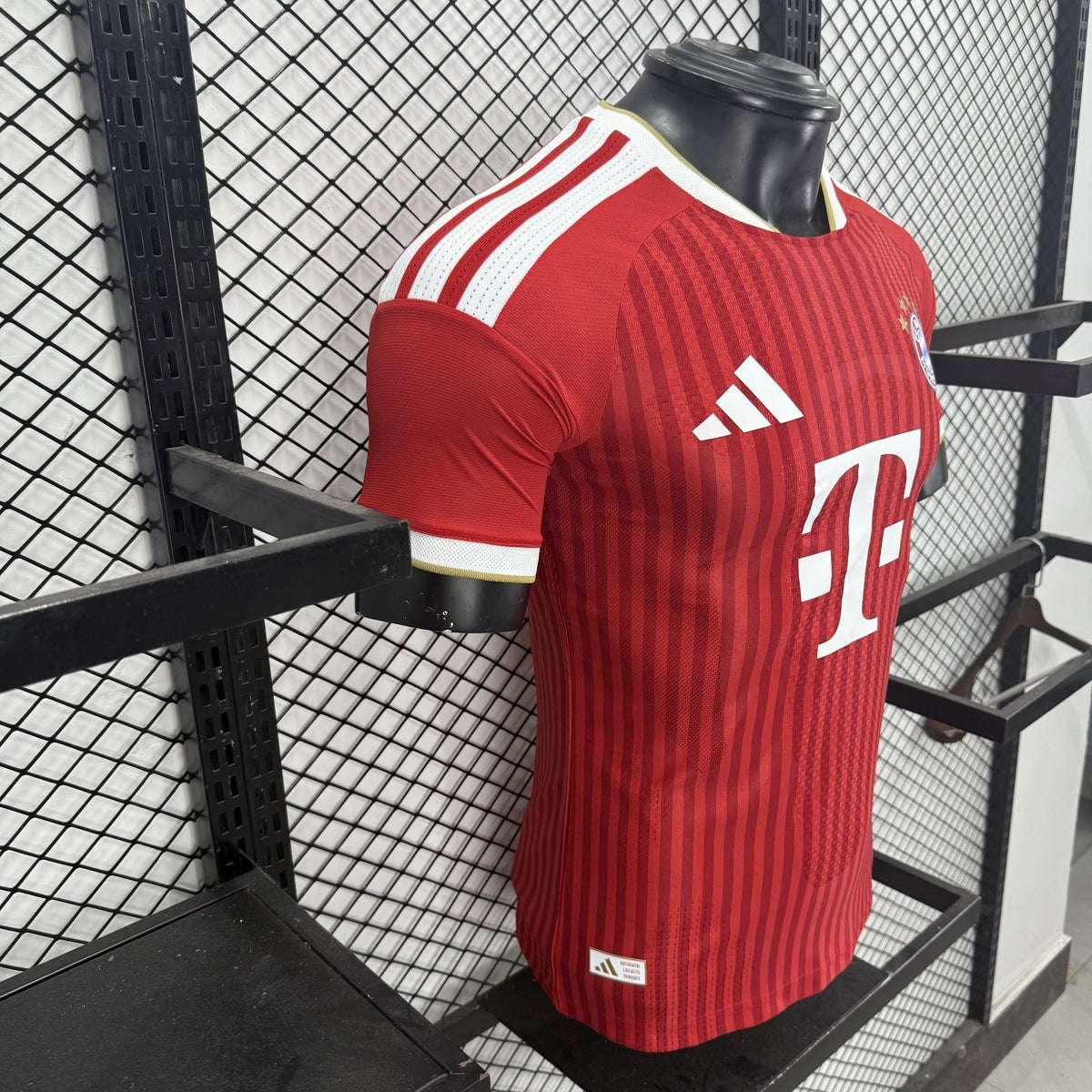 Jersey Bayern Múnich 2026-27 Local rojo, foto 7 de 9
