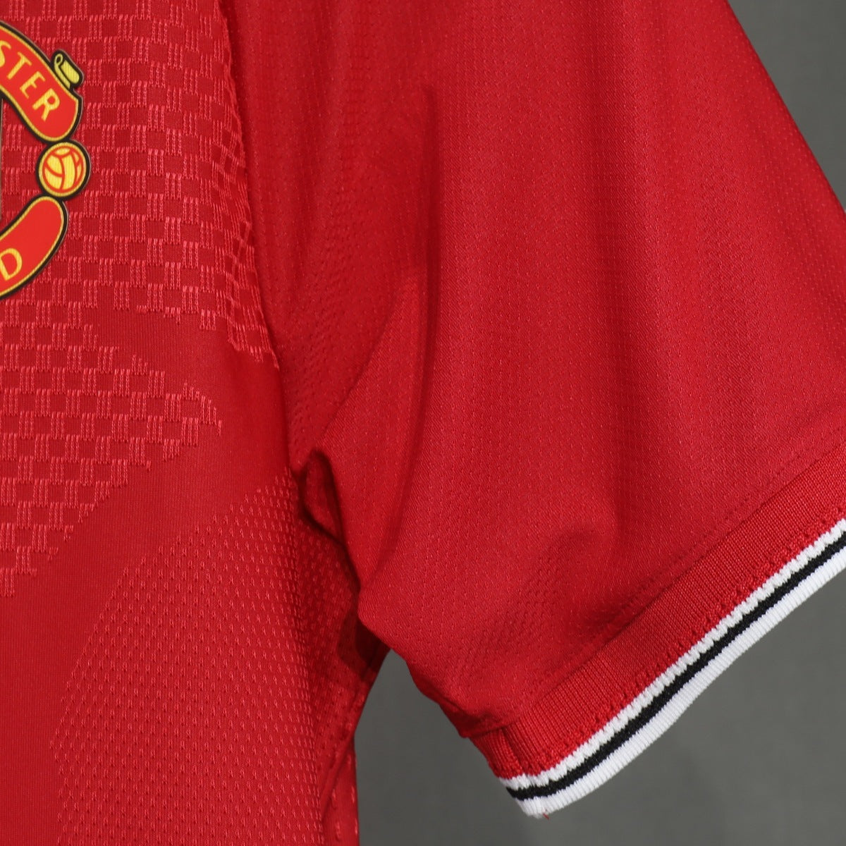 Jersey Manchester United 2026-27 Local rojo, foto 6 de 8
