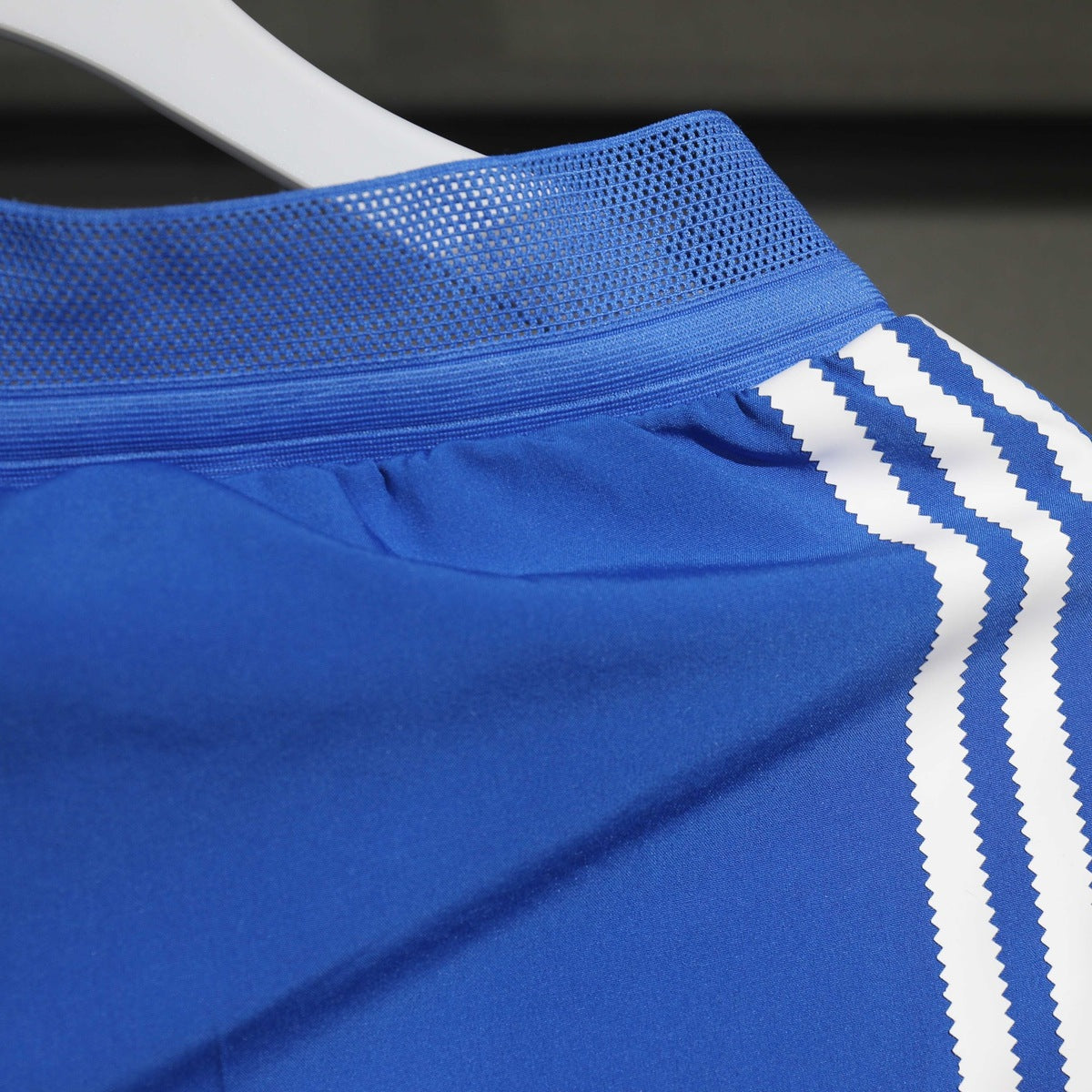 Short Real Madrid adidas 2025 Tercero azul, foto 2 de 4