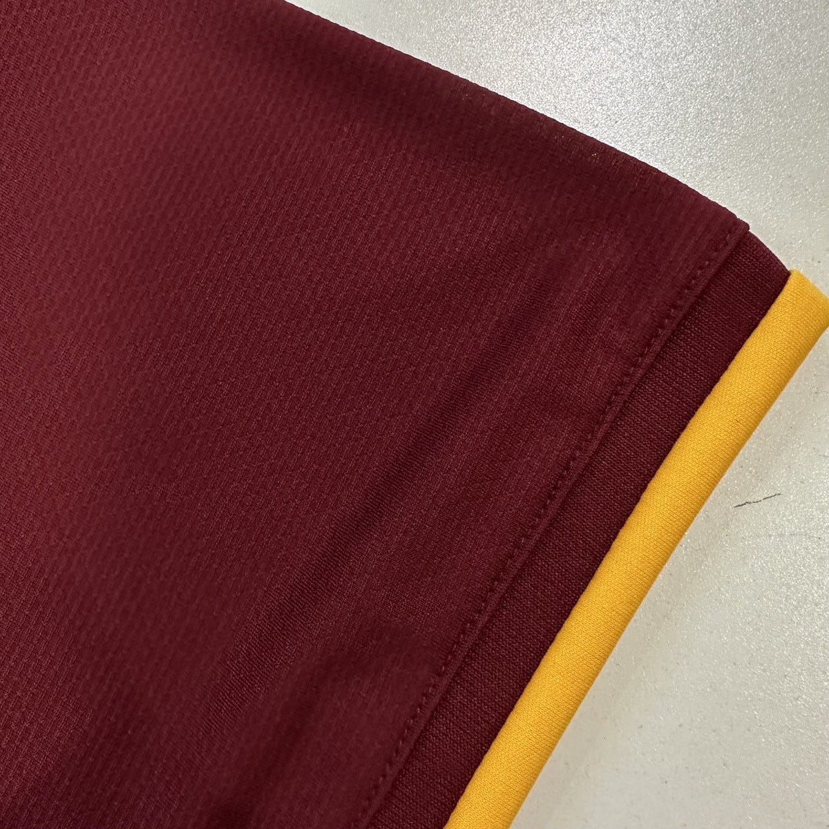 Jersey AS Roma 2026-27 Local rojo, foto 6 de 8