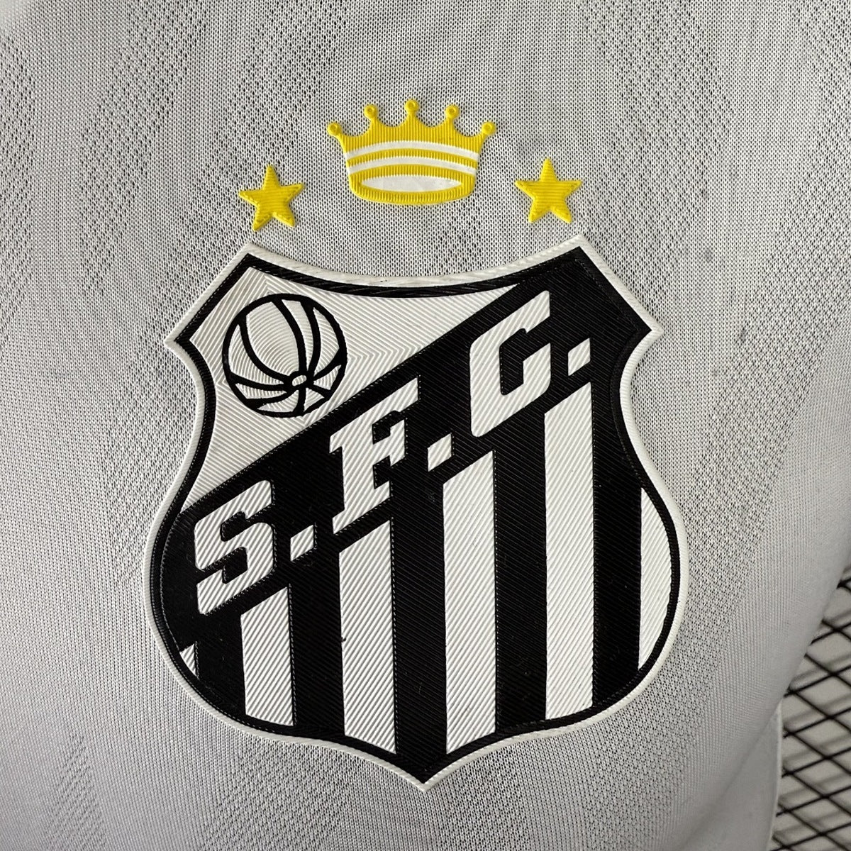 Jersey Santos do Brasil FC 2025-26 Local blanco, foto 7 de 11