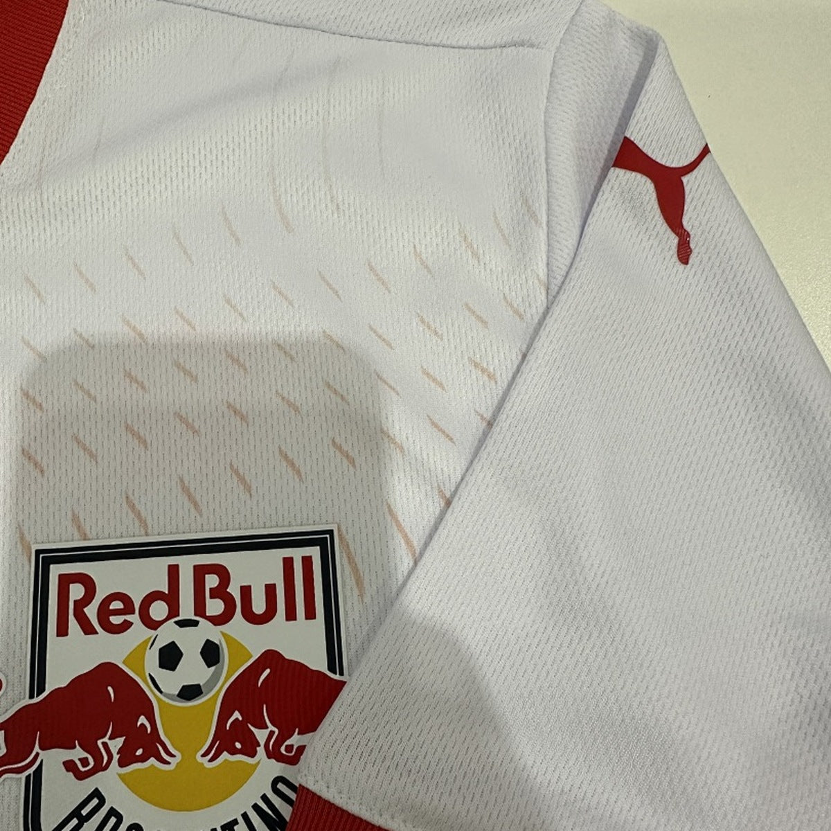 Jersey Red Bull Bragantino 2025-26 Local blanco, foto 6 de 7