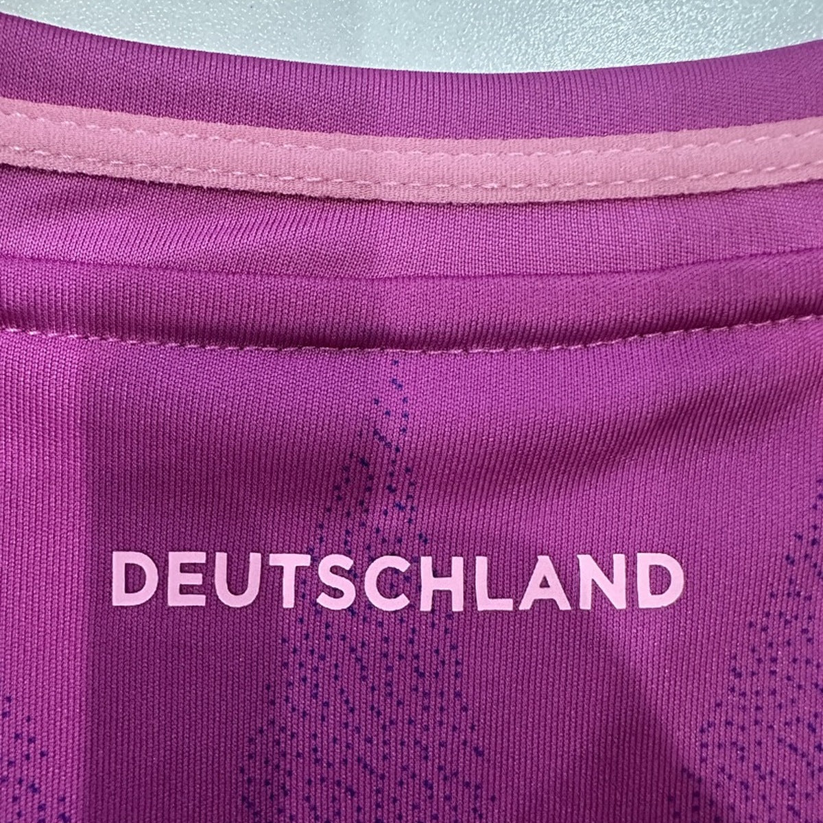 Jersey Alemania 2024 Visitante rosa, foto 6 de 6