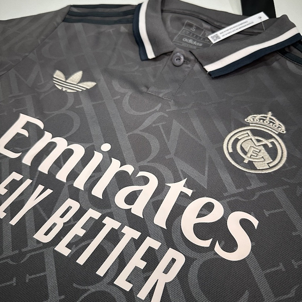 Jersey Real Madrid 2024-25 Tercero gris, foto 6 de 7