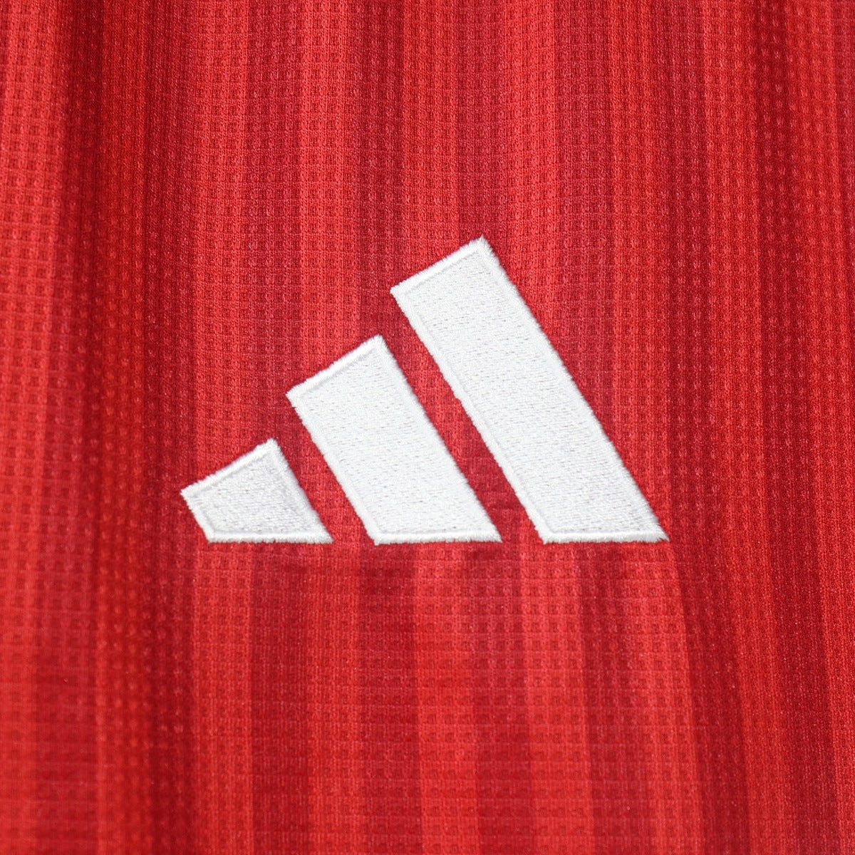 Jersey Bayern Múnich 2026-27 Local rojo, foto 6 de 8