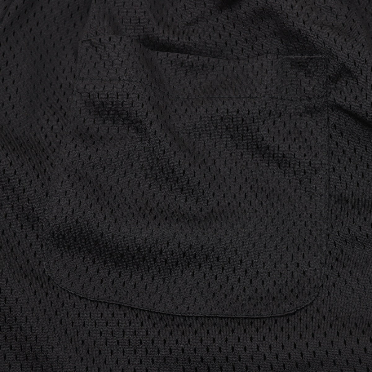 Short UNDEFEATED Negro, foto 4 de 9