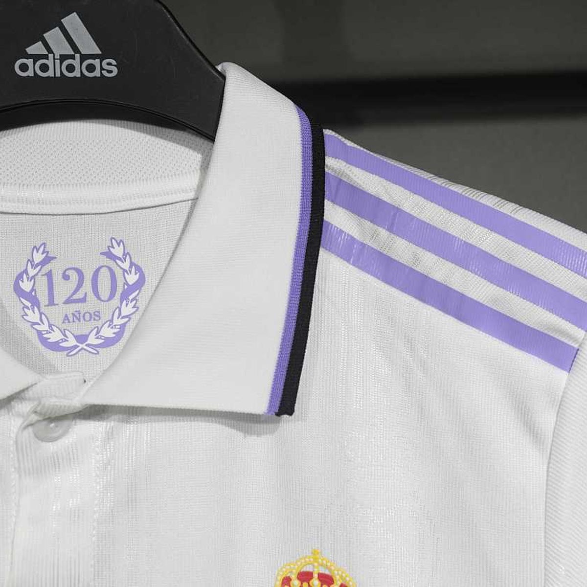 Jersey Real Madrid 2022-23 Local blanco, foto 3 de 6