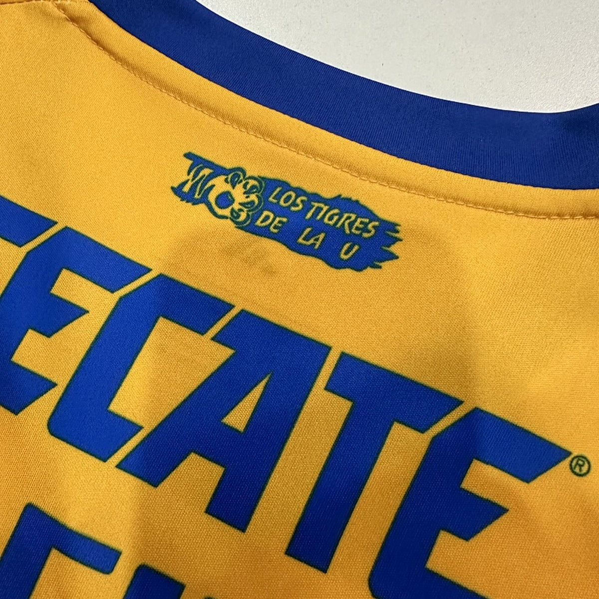 Jersey Tigres UANL 2025-26 Local amarillo, foto 6 de 7