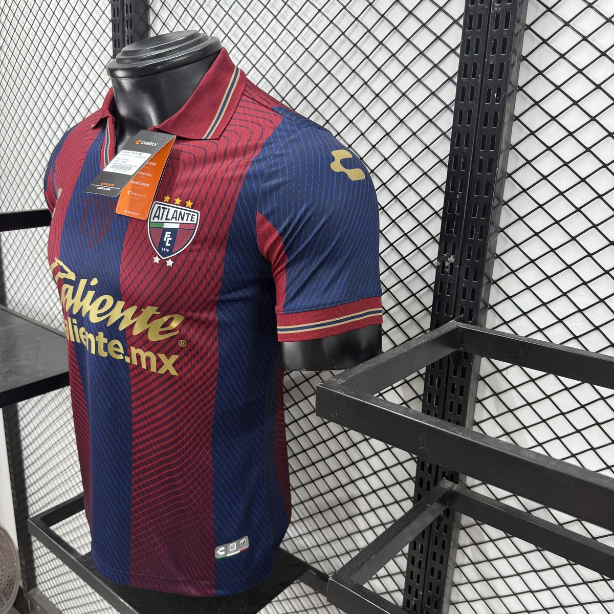 Jersey Atlante 2026-27 Local rojo, foto 7 de 10