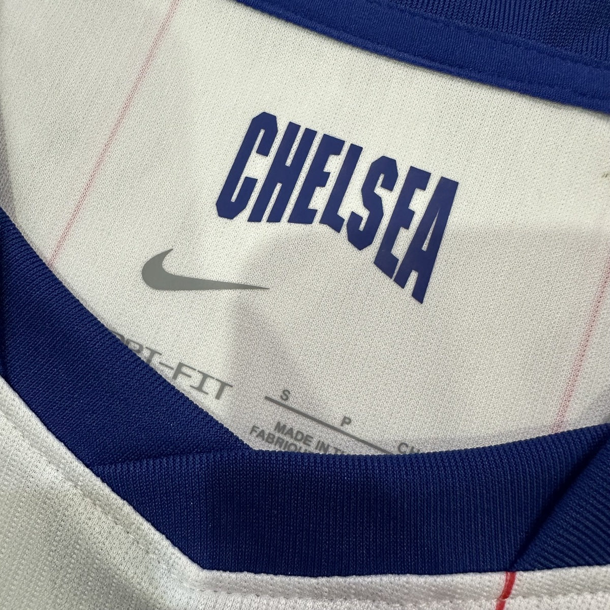 Jersey Chelsea 2026-27 Tercero blanco, foto 6 de 8
