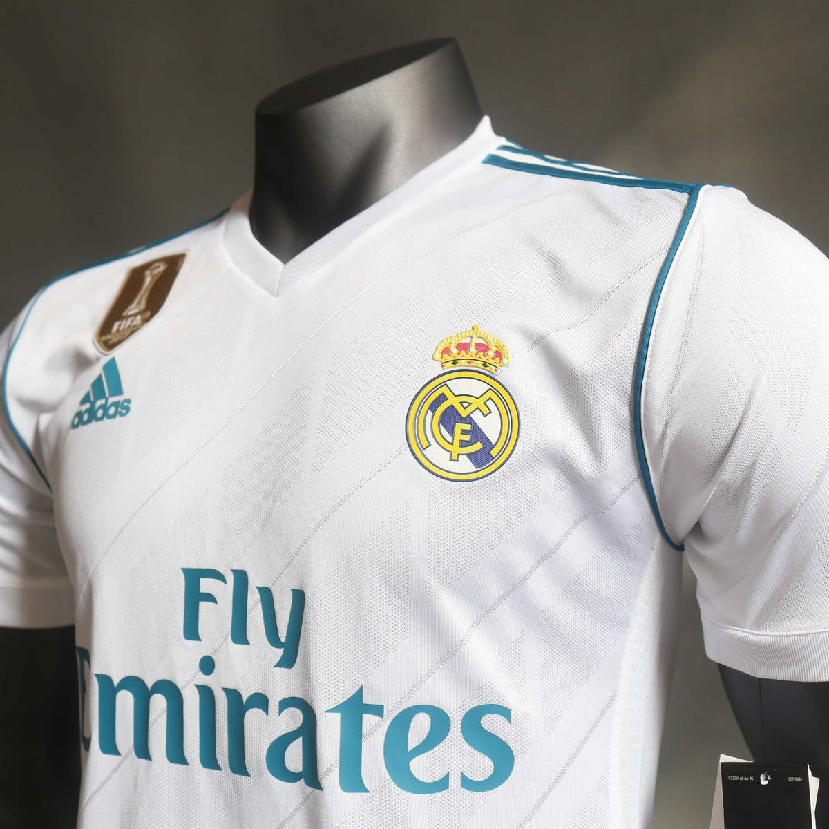 Jersey Real Madrid 2017-18 Local blanco, foto 7 de 8
