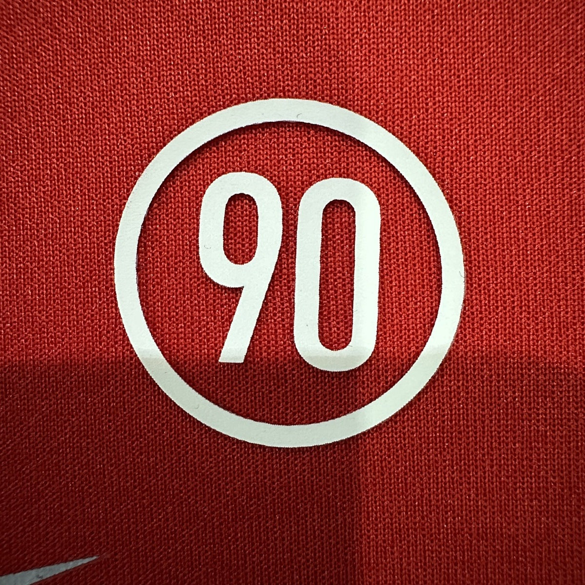 Jersey Paris Saint-Germain 2025-26 Tercero rojo, foto 6 de 8