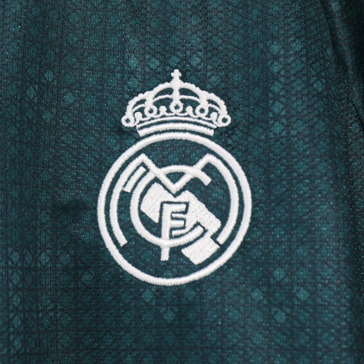 Jersey Real Madrid 2026-27 Visitante verde, foto 5 de 6