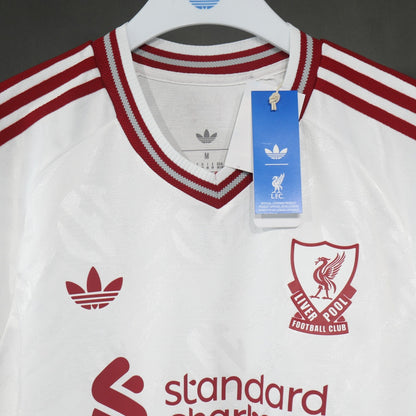 Jersey Liverpool 2026-27 Visitante blanco, foto 7 de 7