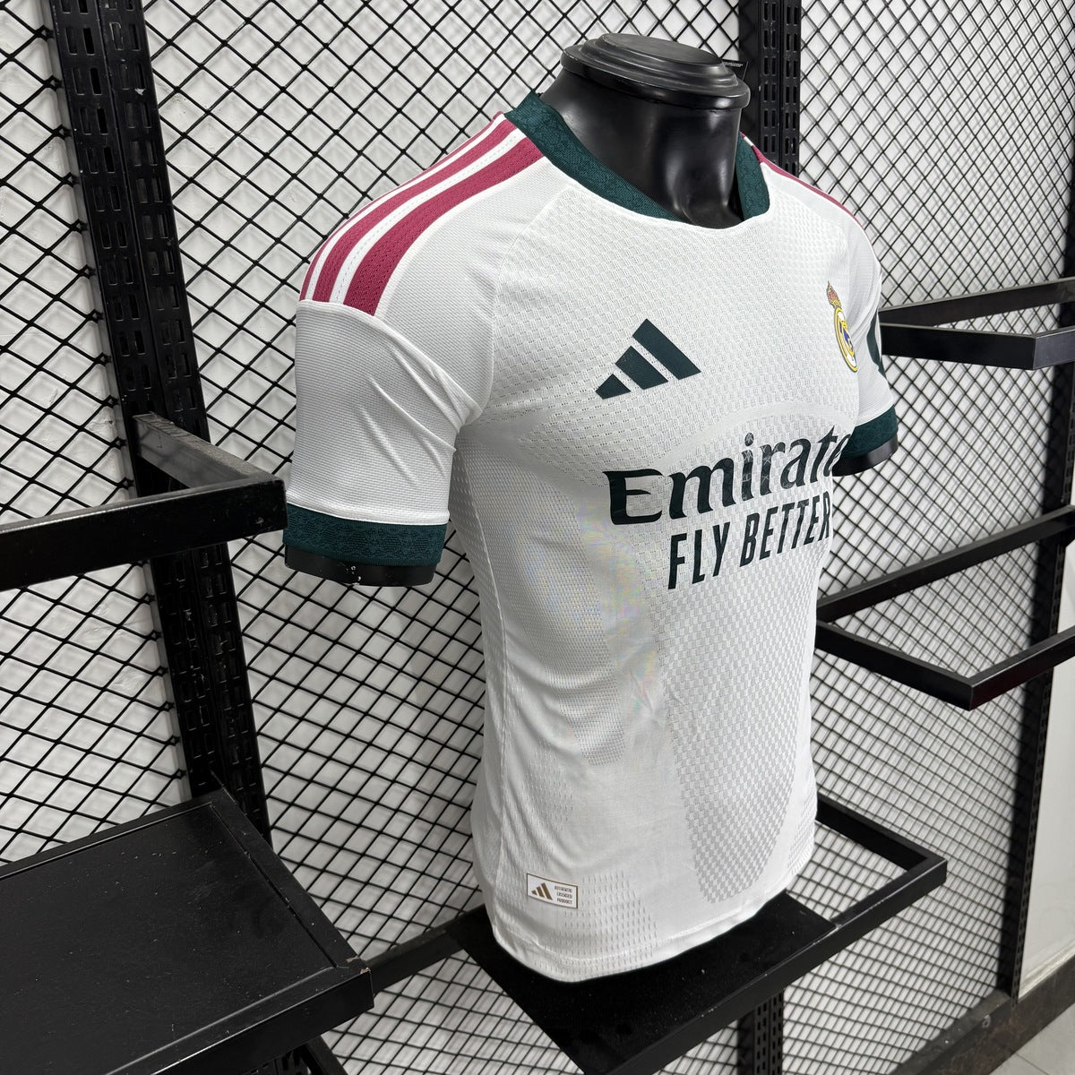 Jersey Real Madrid 2026-27 Local blanco, foto 7 de 9