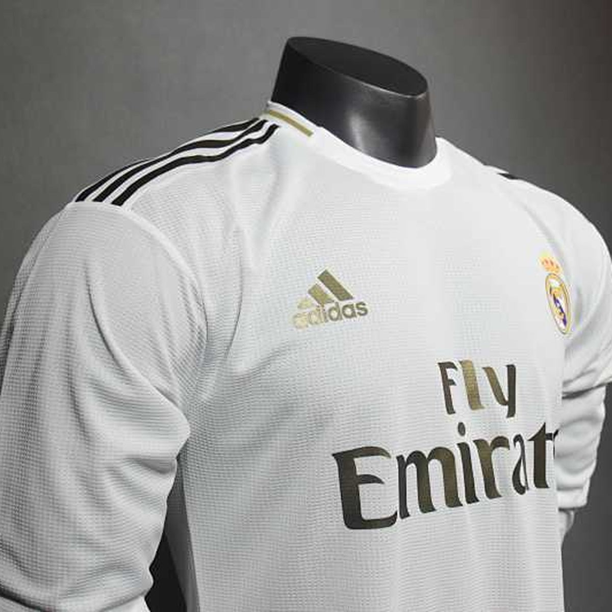 Jersey Real Madrid 2019-20 Local blanco, foto 3 de 8