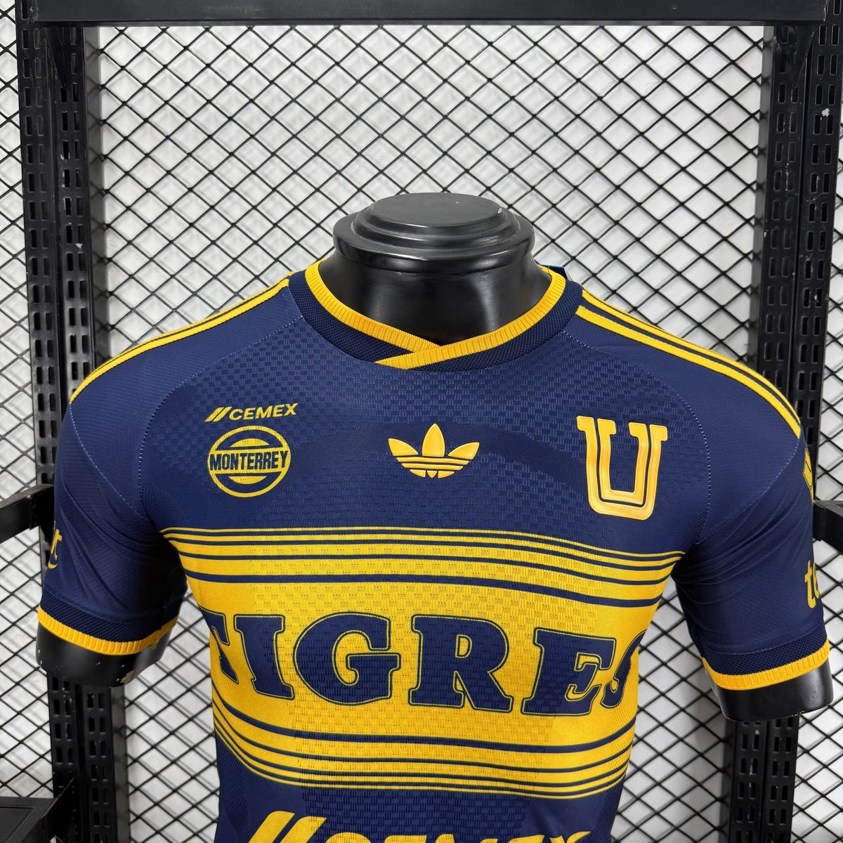 Jersey Tigres UANL 2026-27 Visitante azul marino, foto 8 de 9
