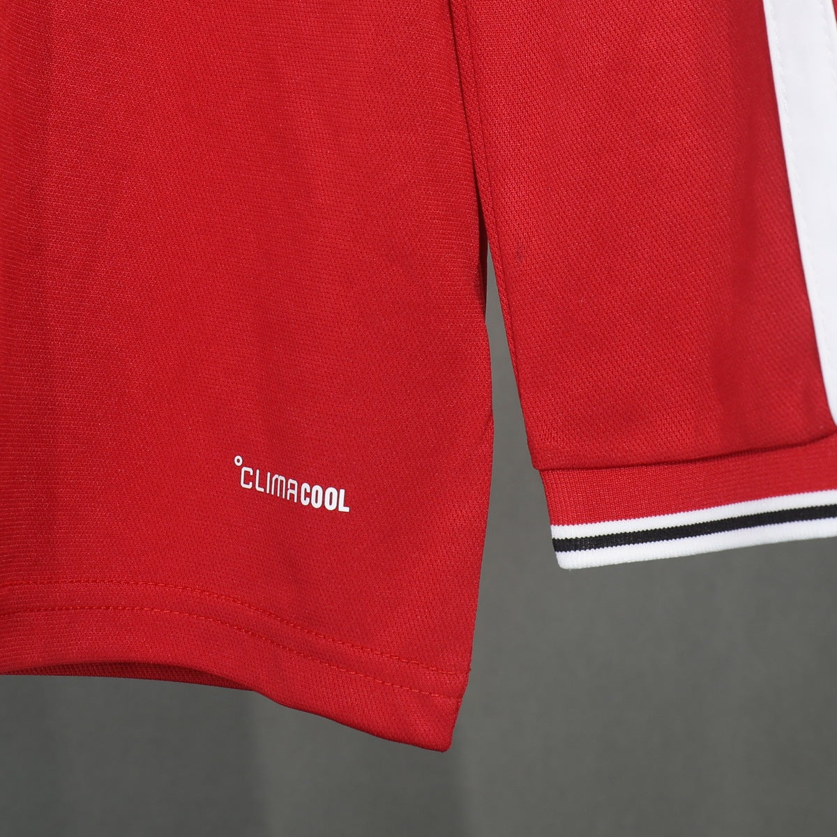 Jersey Manchester United 2026-27 Local rojo, foto 6 de 7