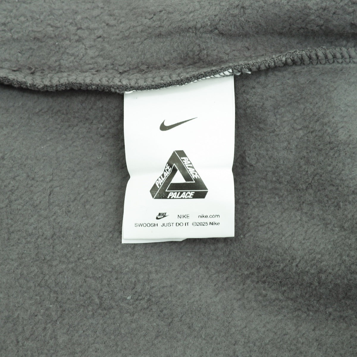 Hoodie Nike x Palace Tri Swoosh Gris Oxford, foto 2 de 9