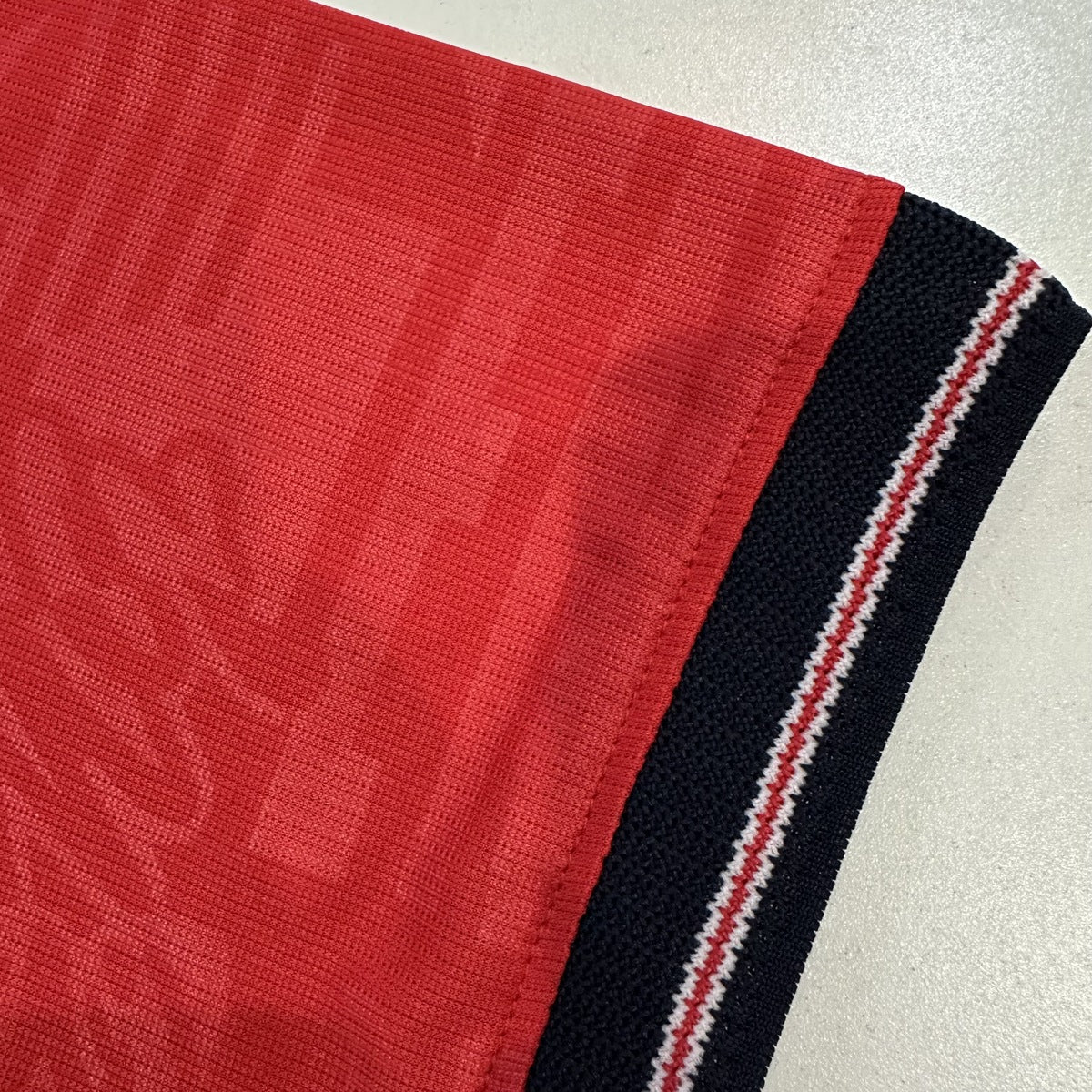 Jersey Inglaterra 2026 Visitante rojo, foto 8 de 10