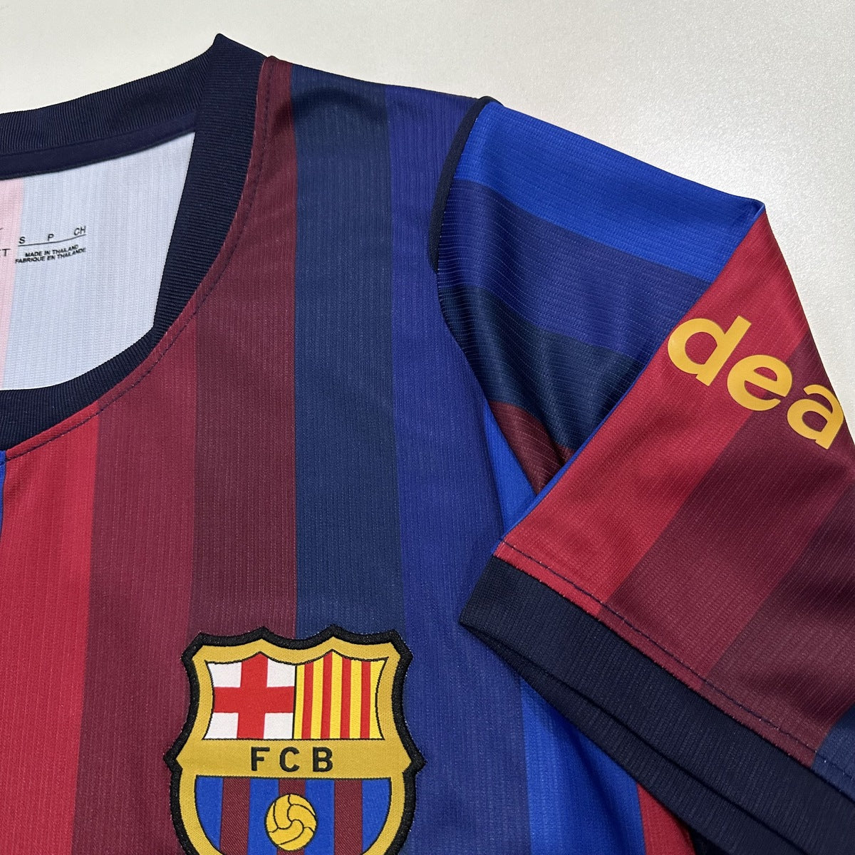 Jersey FC Barcelona 2026-27 Local rojo, foto 7 de 7