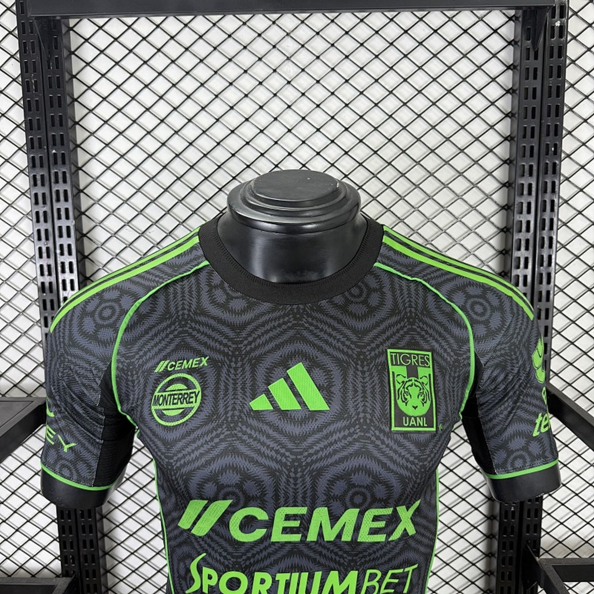 Jersey Tigres UANL 2025-26 Tercero negro, foto 8 de 8