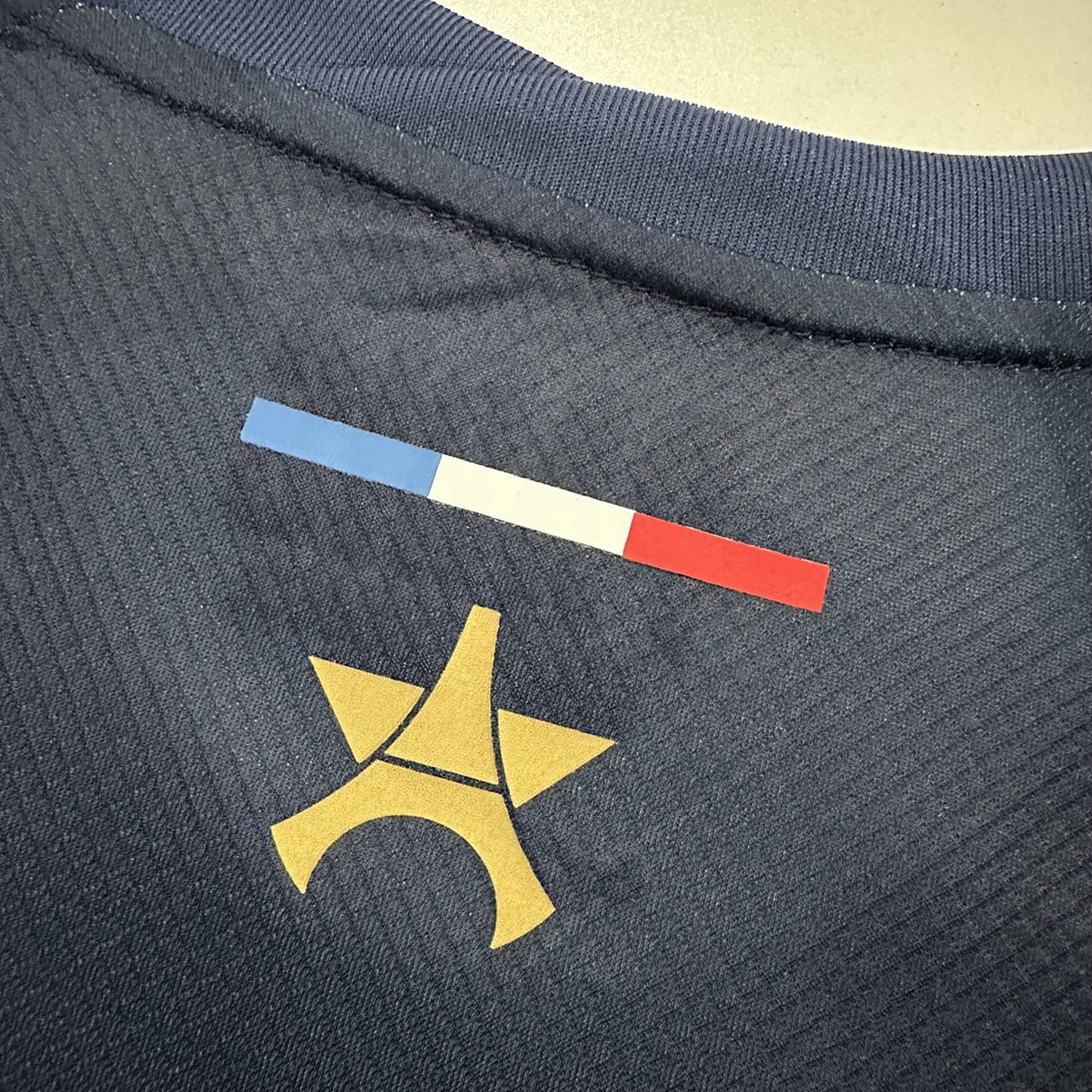 Jersey Paris Saint-Germain 2024-25 Local Champions azul marino, foto 7 de 8
