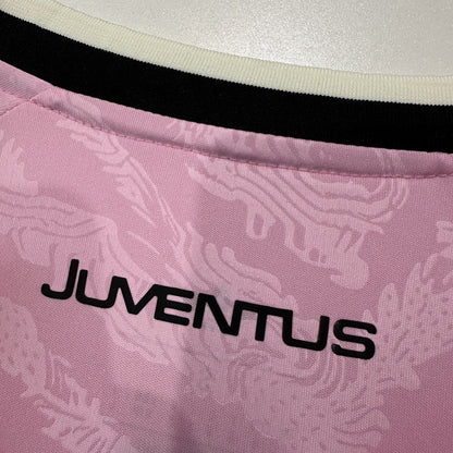 Jersey Juventus 2026-27 Visitante rosa, foto 7 de 8
