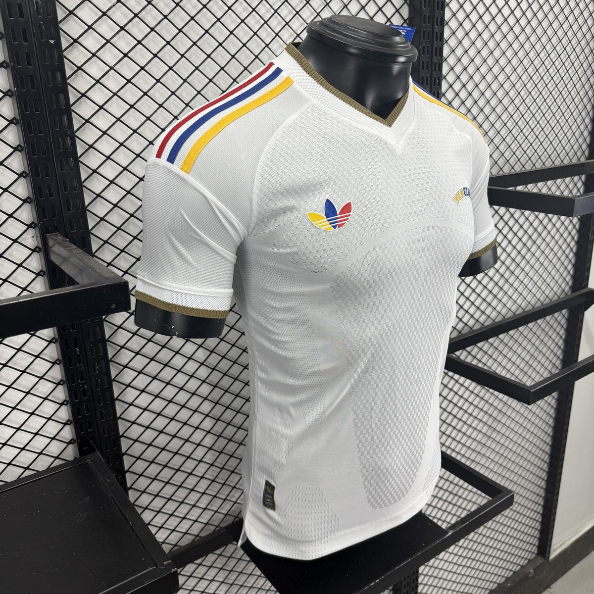 Jersey Venezuela 2026 Visitante blanco, foto 8 de 10