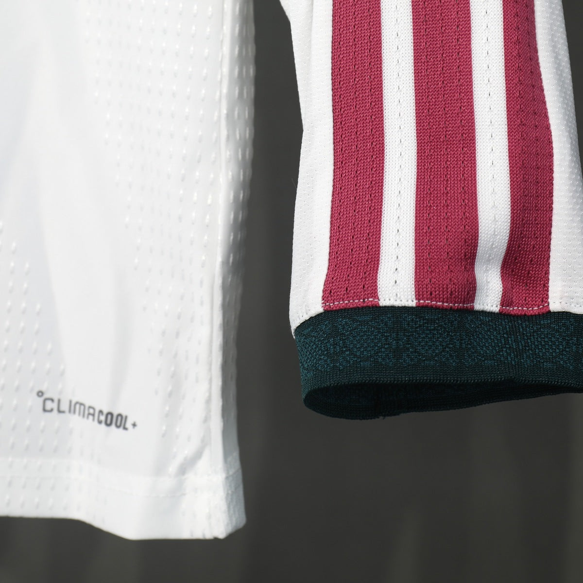 Jersey Real Madrid 2026-27 Local blanco, foto 8 de 9