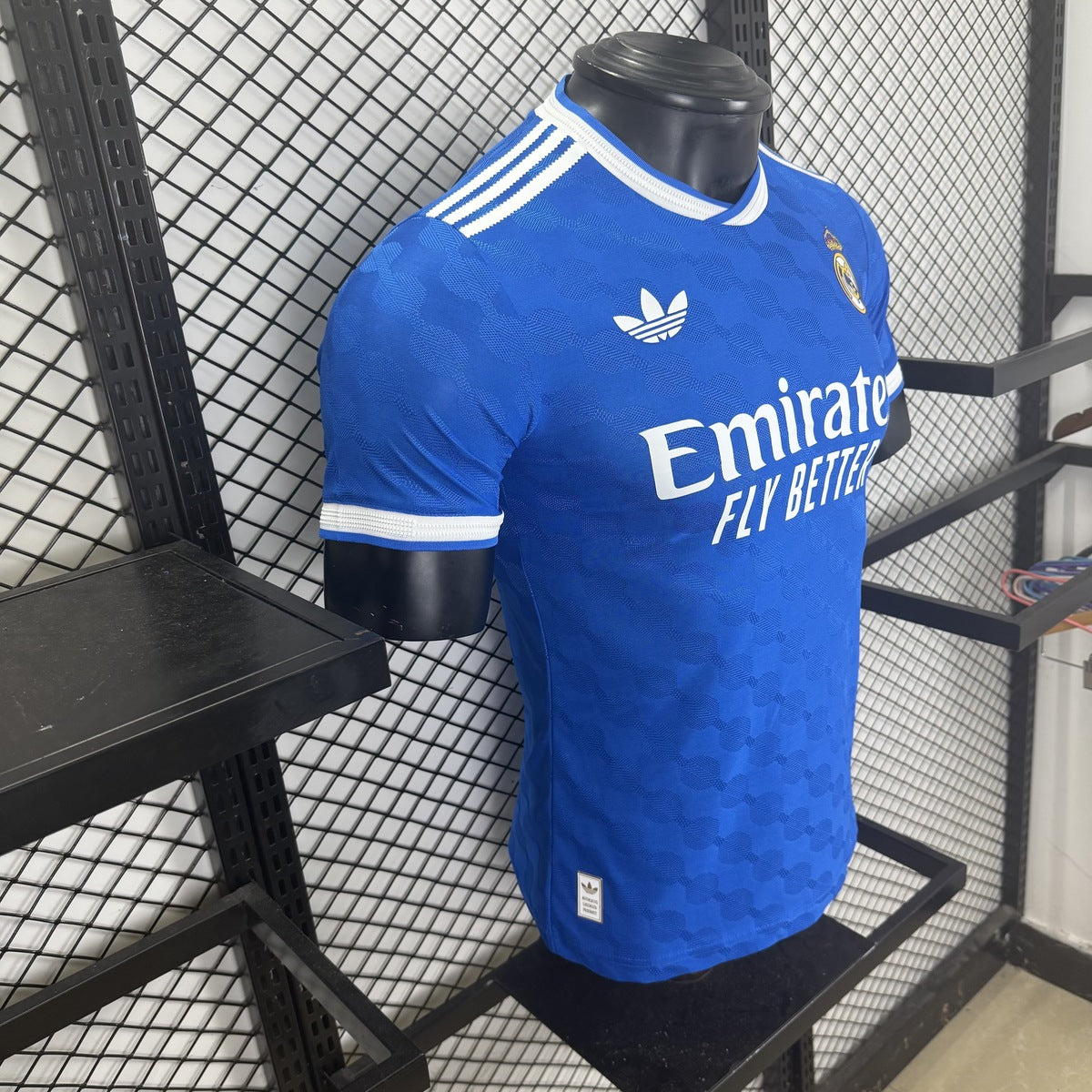 Jersey Real Madrid 2025-26 Tercero azul, foto 8 de 10