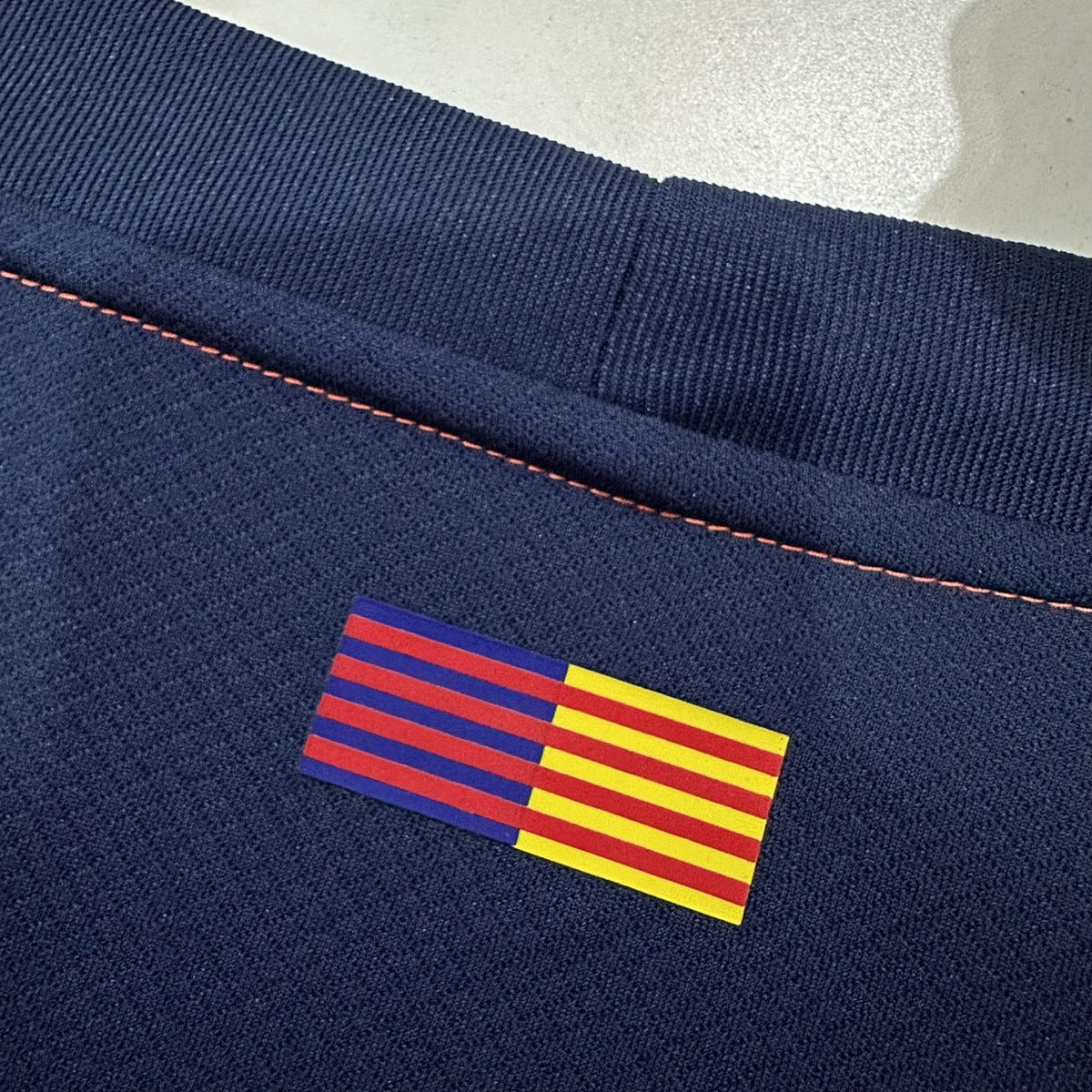 Jersey FC Barcelona 2025-26 Tercero naranja, foto 7 de 8